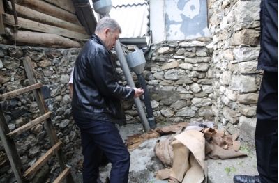 bc04f590beb460e1df91a390036cdef1