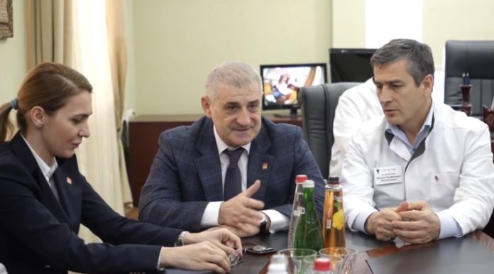 7585D96E-2E67-4D25-9AE7-D2870318CFA4