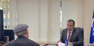 Поиск пропавшего бойца СВО и вопросы ЖКХ: Девлетхан Алиев провел прием граждан