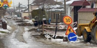 На улице Чапаева в Махачкале меняют ветхий участок водопровода