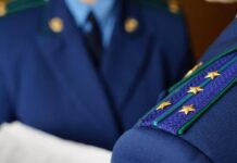 Суд обязал демонтировать незаконную входную группу стоматологии в Махачкале