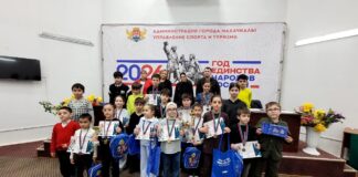 В Махачкале завершился 2-й этап Кубка РД по быстрым шахматам среди детей