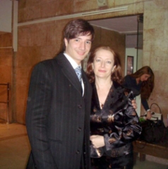 8857175bd610bda16e8ddc204e26dd39