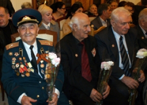 9e378a7a1d1e732a3187dd4077d4d28b