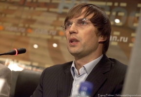 54e5722abc4b3978a1665685ad340d78