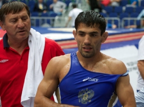 0bd7dbe793e0bf97c1d9a9e25b735d81