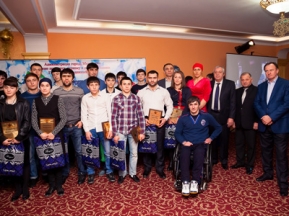 На бал-маскараде