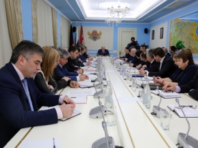 1104a1ae1703d14e57693bce5e6b9c53