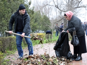 В Махачкале прошел общегородской субботник