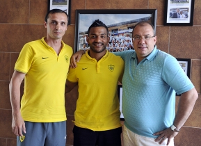 02ffa3fca14b01c55ef18b7d398f5f14