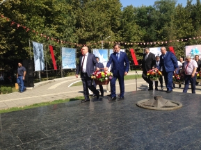 de6657176060741f23a6ca1fc0893f58