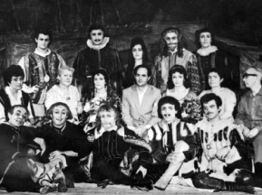 f410d2b361061d0ffa9550cc3251a942