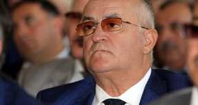 00a0531972a3d840f4d15602b0fbff7e