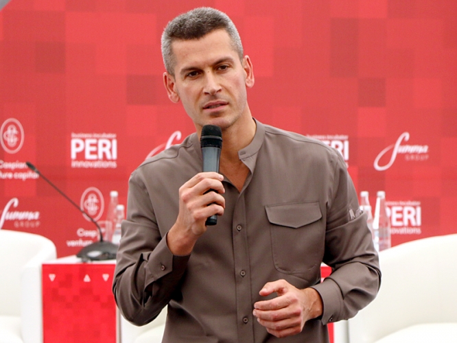 18a9750951feee73e20ef20ffa396835