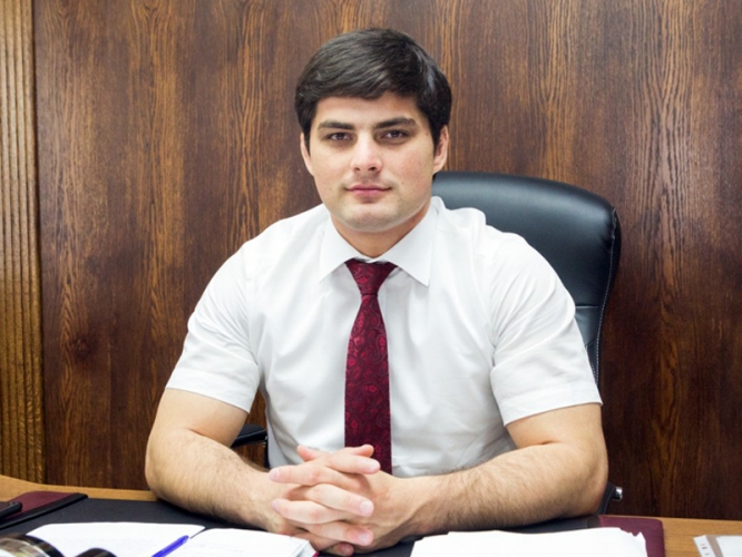 f4ad9be4881958c351e83651d6320251