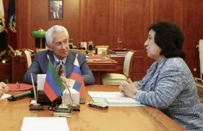 bd8e51cdee8f2a7f07fe5f68fe8a012a