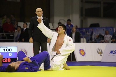 3eec4b6994710068683fc6e694caff89