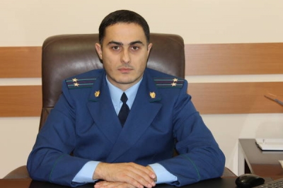 ee07098fe8ef2b6c1d516c3b3f352de2