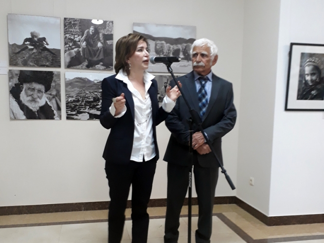 9acd5dfafa6d5abacad10523aaa19e8a