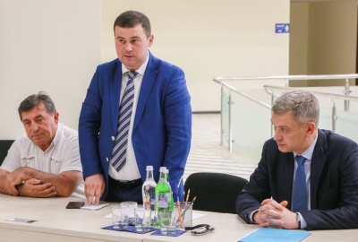 7f8b9f09833885888b670ef7ee32fe27