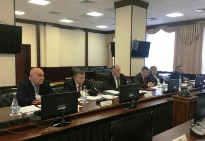 8b05a5b70b68784a98785f57f5bdf97d