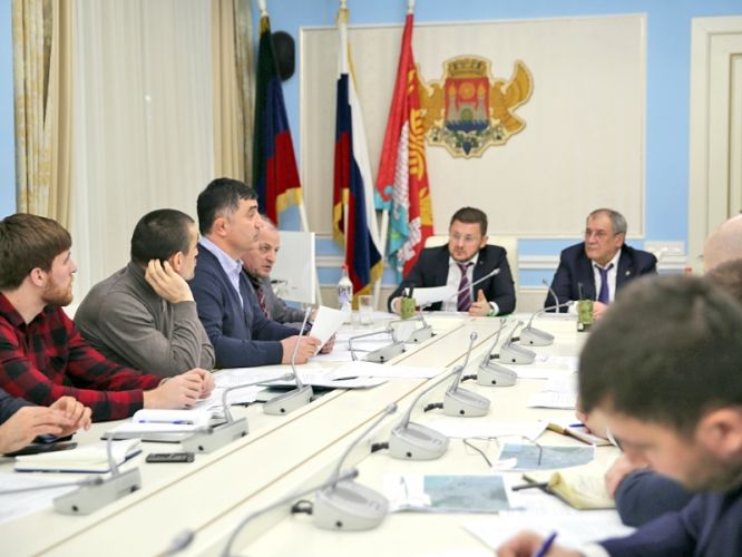 В Махачкале формируется программа переселения граждан из аварийного жилья на 2019-2025 гг.