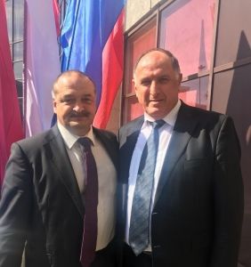 5f49574e6a44daaf0b58d3582ead69dd