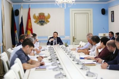 d7618cc65b8513a217dc0b7a2df58423