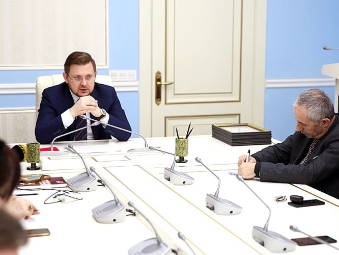 48dda01b7fea8fba72d8b7ca93c14e2c