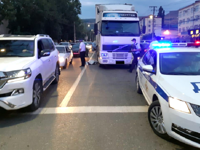 bc9ec6759c4bcb6ae571b658e1cc18d8