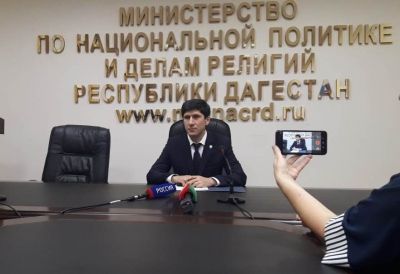 aa94e505f0ee475c33fd5fe24751b923