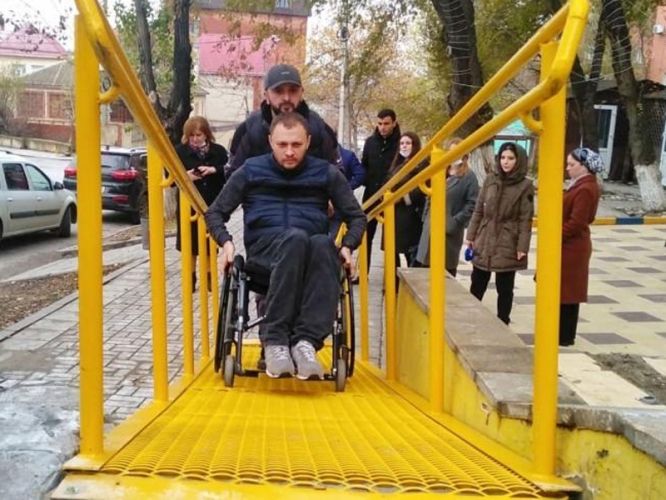 d05db886566eb12131a929e82f212eeb