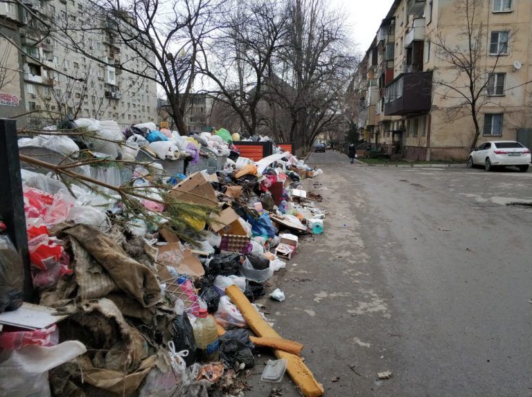 Вывоз мусора ведется в круглосуточном режиме