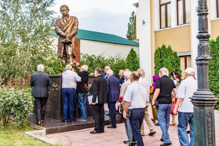 У Театра поэзии свой путь…
