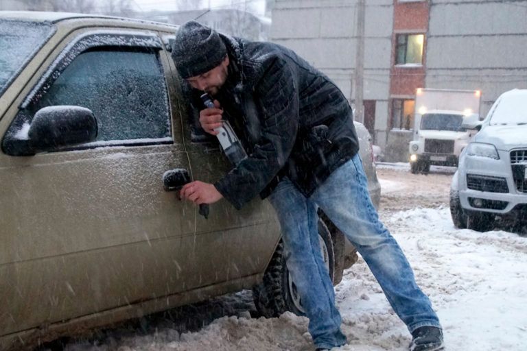 Водителям добавят срок