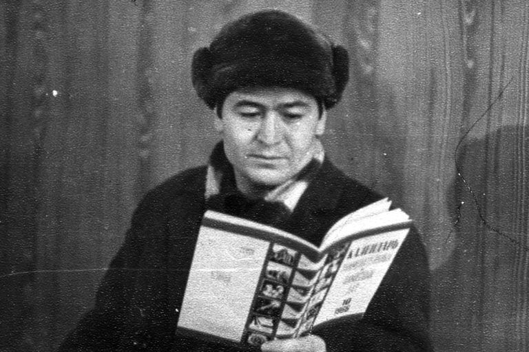«Степь вокруг, со мной, во мне…»