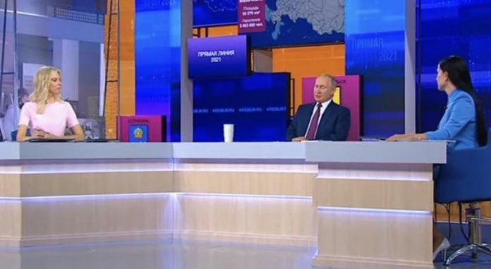 EF0DB6B2-3EE2-4137-B1E4-A2F6A282A131