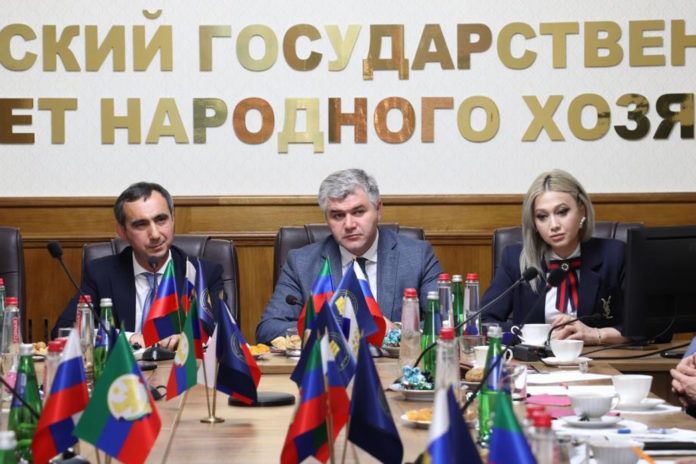 Заур Эминов (1)