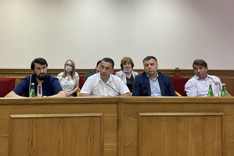 На контроле у депутатов