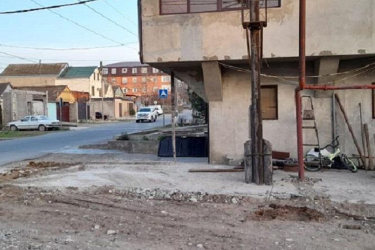 Продолжается возврат самовольно отчужденных пространств