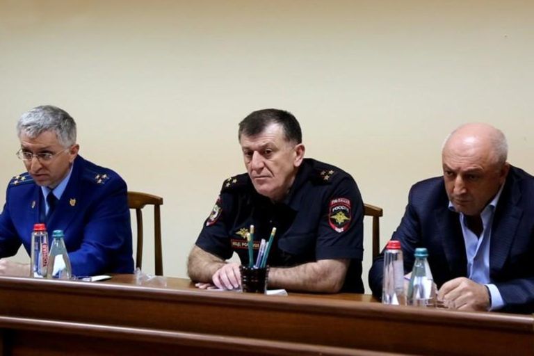Свыше 500 объектов возведены без правоустанавливающих документов