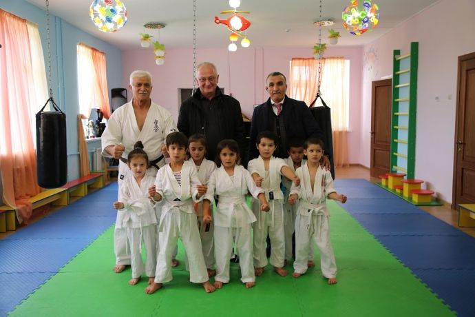 7C12843B-D20A-4724-877D-2917E1FDCF84