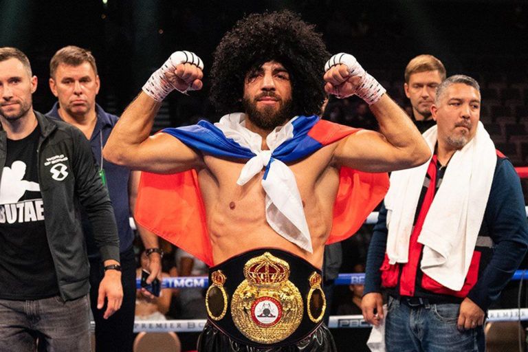 Раджаб Бутаев выиграл чемпионский пояс WBA