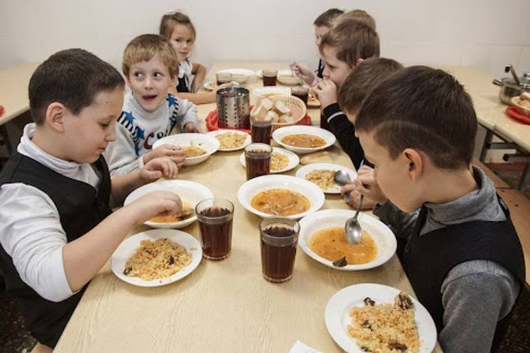 Сэкономили. Но не на детях