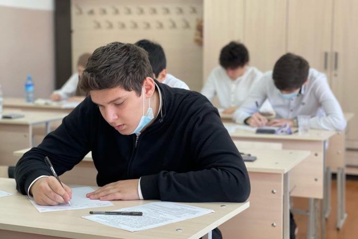 9FFD43F1-20DB-46AD-805A-EF926F3A0645