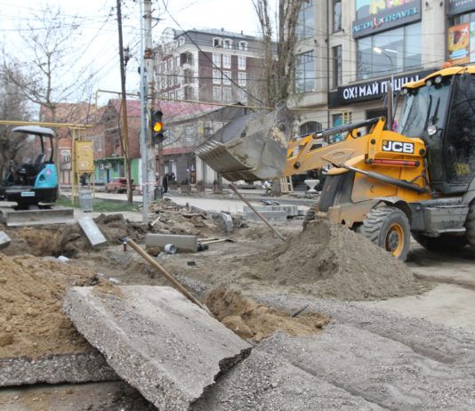 При реконструкции улицы Коркмасова синхронизировали четыре программы