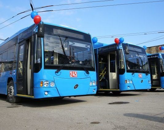 28 автобусов и троллейбусов запустят в Махачкале и Каспийске из-за отказа от перевозок предприятия-банкрота