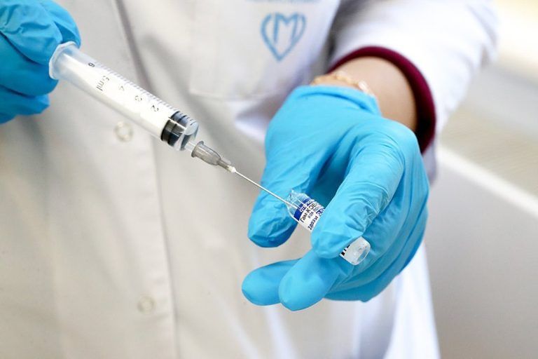 В махачкалинских дворах разместят мобильные пункты вакцинации от COVID-19 (список адресов)
