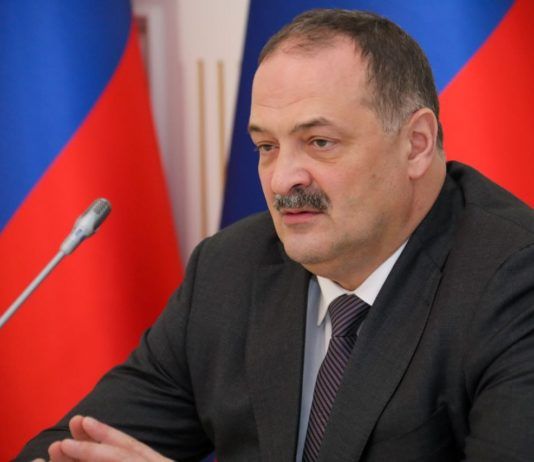 Сергей Меликов предложил назвать одну из школ в Махачкале именем Фазу Алиевой