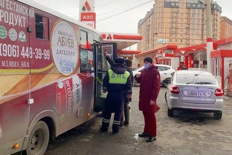 Продолжаются рейды по соблюдению масочного режима